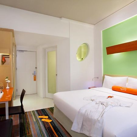 Harris Hotel & Convention Festival Citylink Bandung Exterior foto